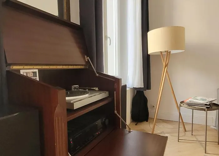 Blue Note Home, Port Vieux, Parking, Crew, Couple Apartment *